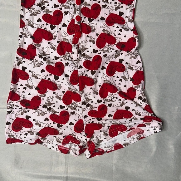 Red Heart Print Romper - Picture 5 of 7